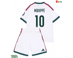 Real Madrid Kylian Mbappe #10 Replika Babytøj Hjemmebanesæt Børn 2026-27 Kortærmet (+ Korte bukser)